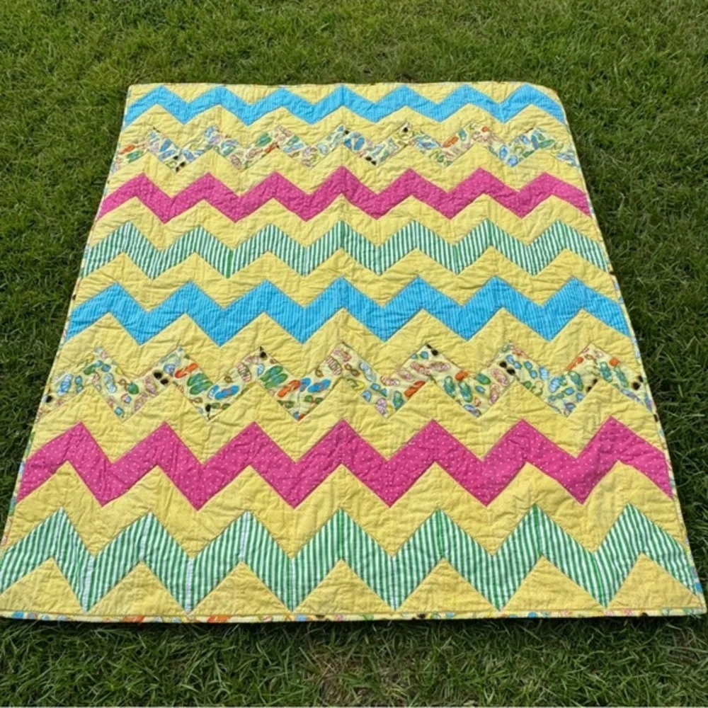 Handmade Diagonal Duo Chevron Quilt 60x54 Colorful Lap Throw Debra Finan
